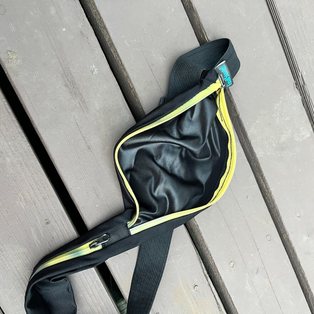Final Stretch skinny RUNNING BELT with two zips / adjustable - Picture 3 of 4